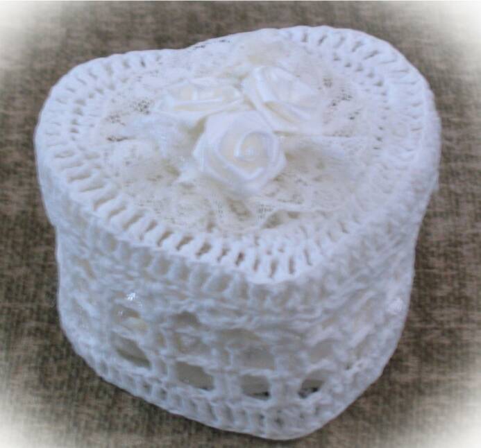 How To Crochet A Heart. crochet heart shape ring box