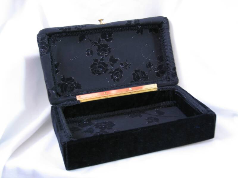 personalized memorial box