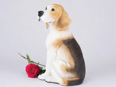 Beagle figurine urn Dimensions
