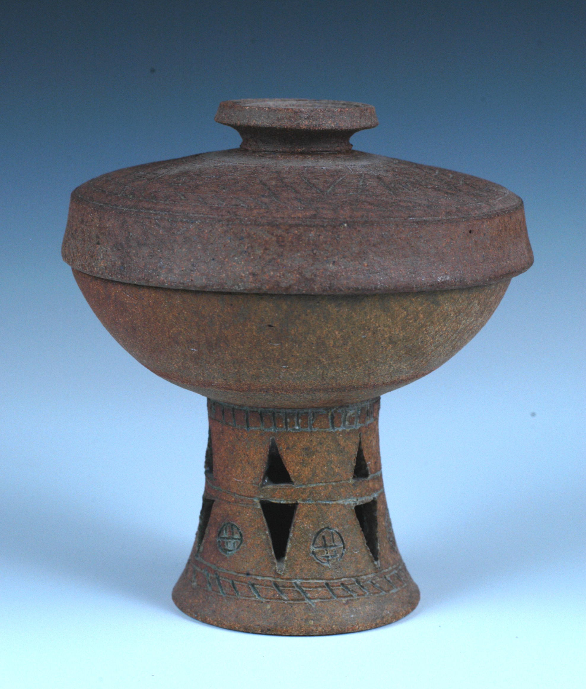 Korean Style  porcelain urn